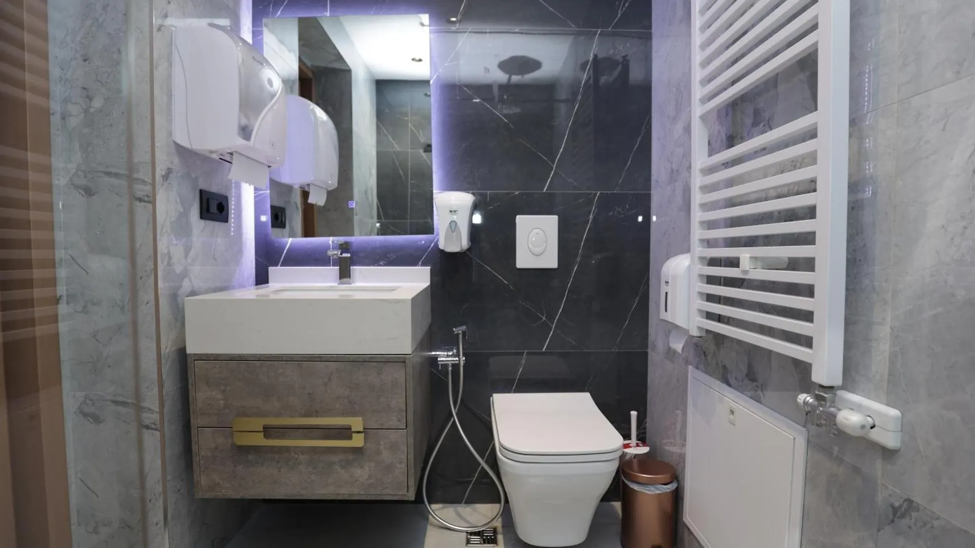 Отель Residence Inn Тирана